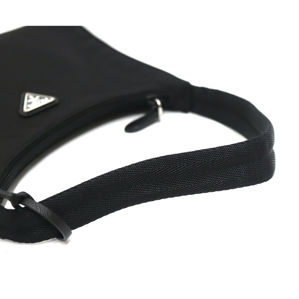 Prada Bag Re Edition Nylon Black - Picture 8 of 9
